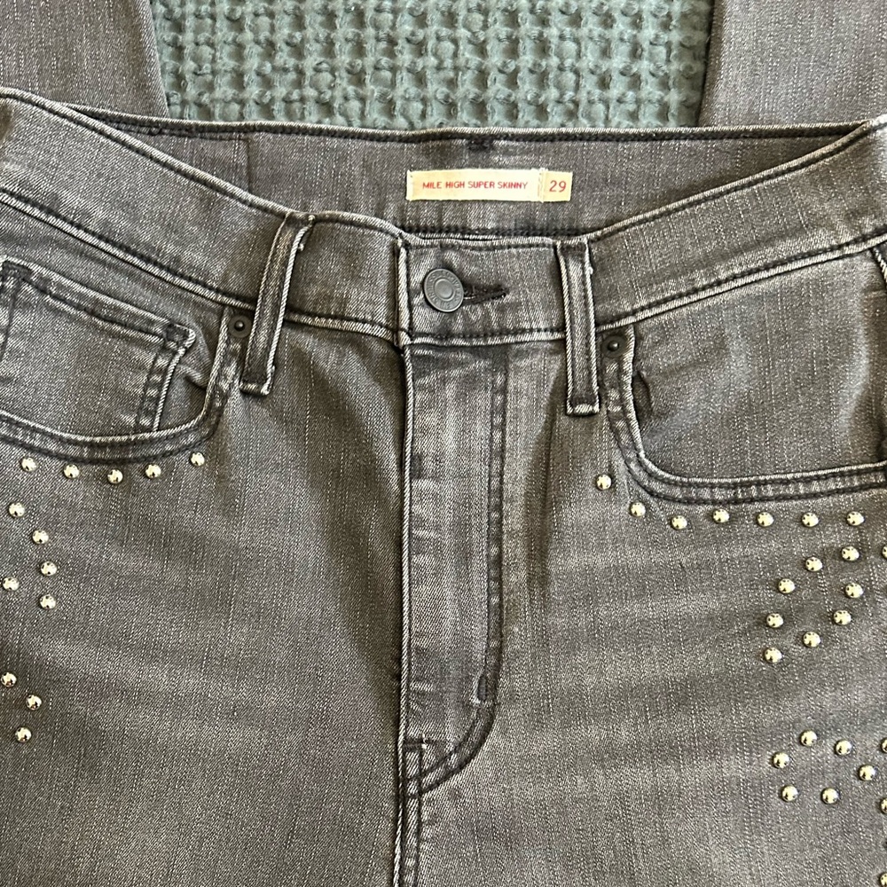 Levi’s Studded Mile High Super Skinny Jeans - Picture 5 of 6